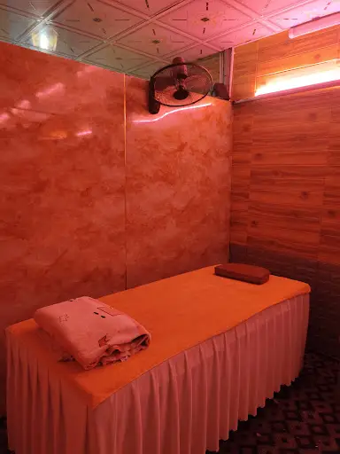 Massage Như Ý - Tắm Lá Thuốc Dao Đỏ - Spa Massage tại Đồng Văn, Hà Giang