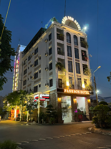 Hạnh Sơn Hotel - Karaoke - Massage - Spa Massage tại Quỳnh Phụ, Thái Bình