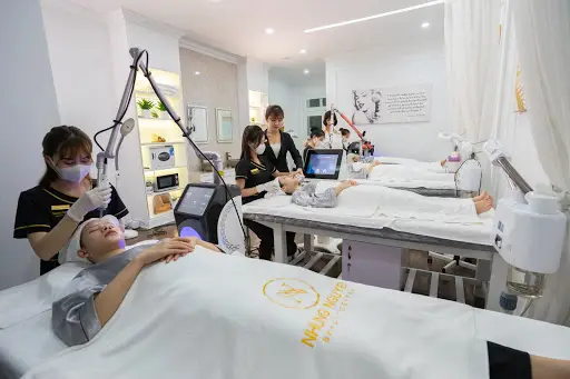 Nhung Nguyen Beauty Professional - Spa Trị Mụn tại Hạ Long, Quảng Ninh