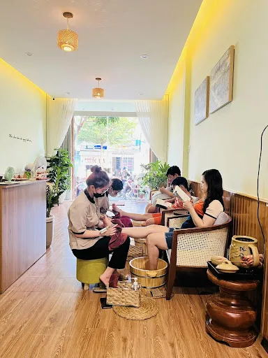 Là Nhà - Tiệm gội đầu và chăm sóc thân tâm - Gội Đầu Dưỡng Sinh tại Chư Prah, Gia Lai