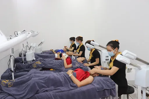 Thẩm Mỹ Uyên Lee - Quảng Ngãi - Spa Triệt Lông tại Sơn Tịnh, Quảng Ngãi