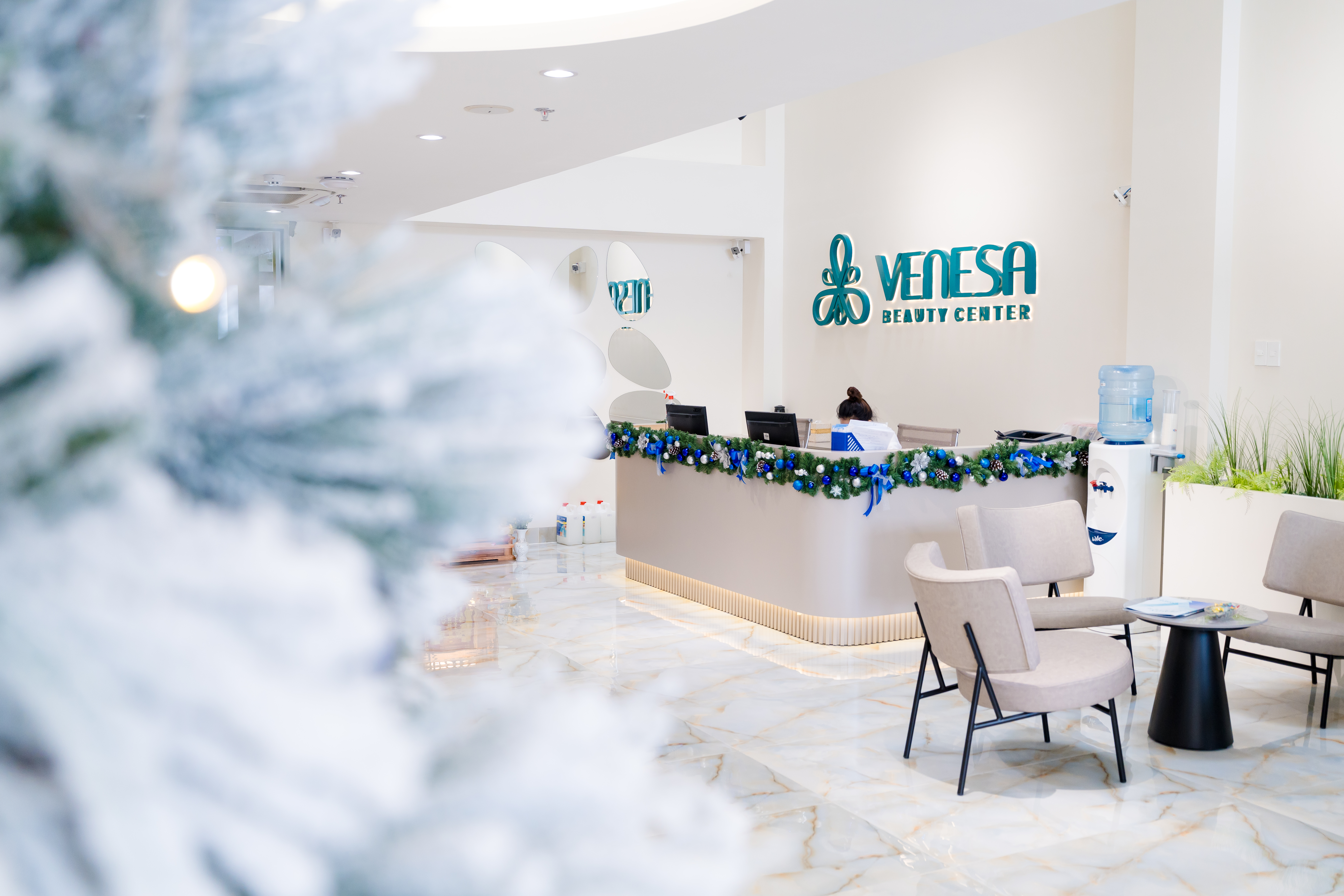 Khách hàng thư giãn tại Venesa