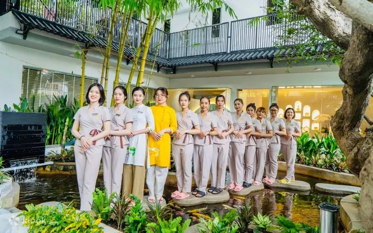 Dịch vụ làm đẹp tại HẠ SPA