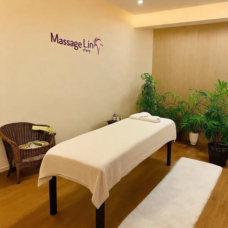 Không gian nội thất tại Linh Cherry