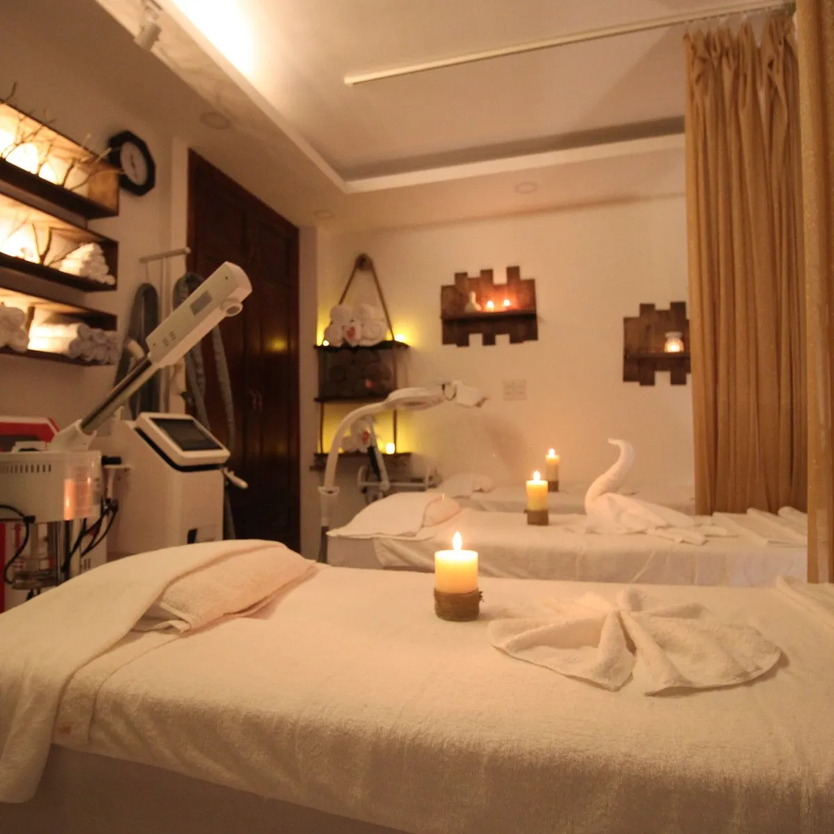 Khách hàng thư giãn tại Nara Spa