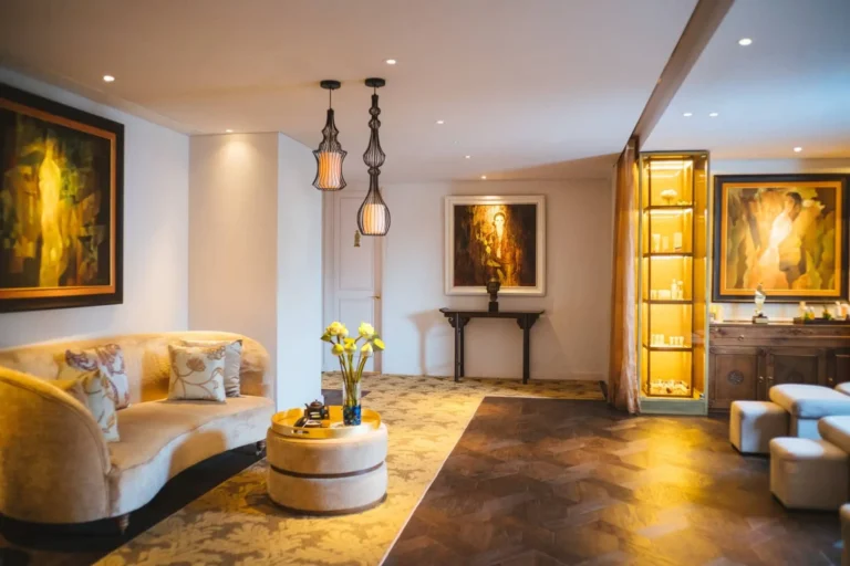 Không gian nội thất tại L'Apothiquaire Spa