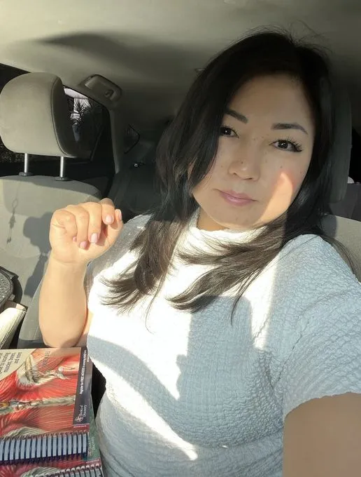 Khách hàng thư giãn tại Tina Trinh Spa