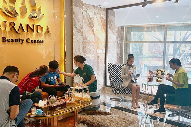 Không gian nội thất tại Miranda Beauty Center