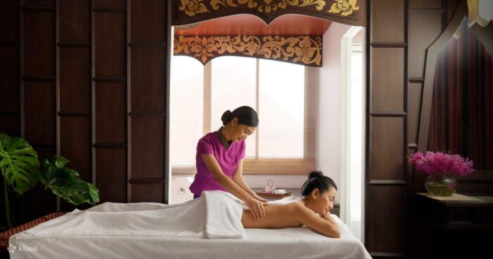 Khách hàng thư giãn tại Pattaya Spa
