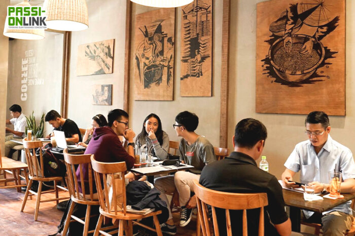 Khách hàng thư giãn tại Khỏe Dưỡng Sinh