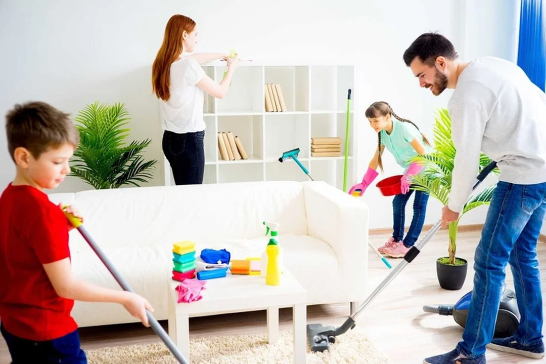 cách chăm sóc da khi bị kiến ba khoang đốt và giữ nhà cửa sạch sẽ phòng tái tiếp xúc