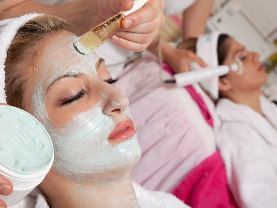 lộ trình học chăm sóc da mở spa nhỏ