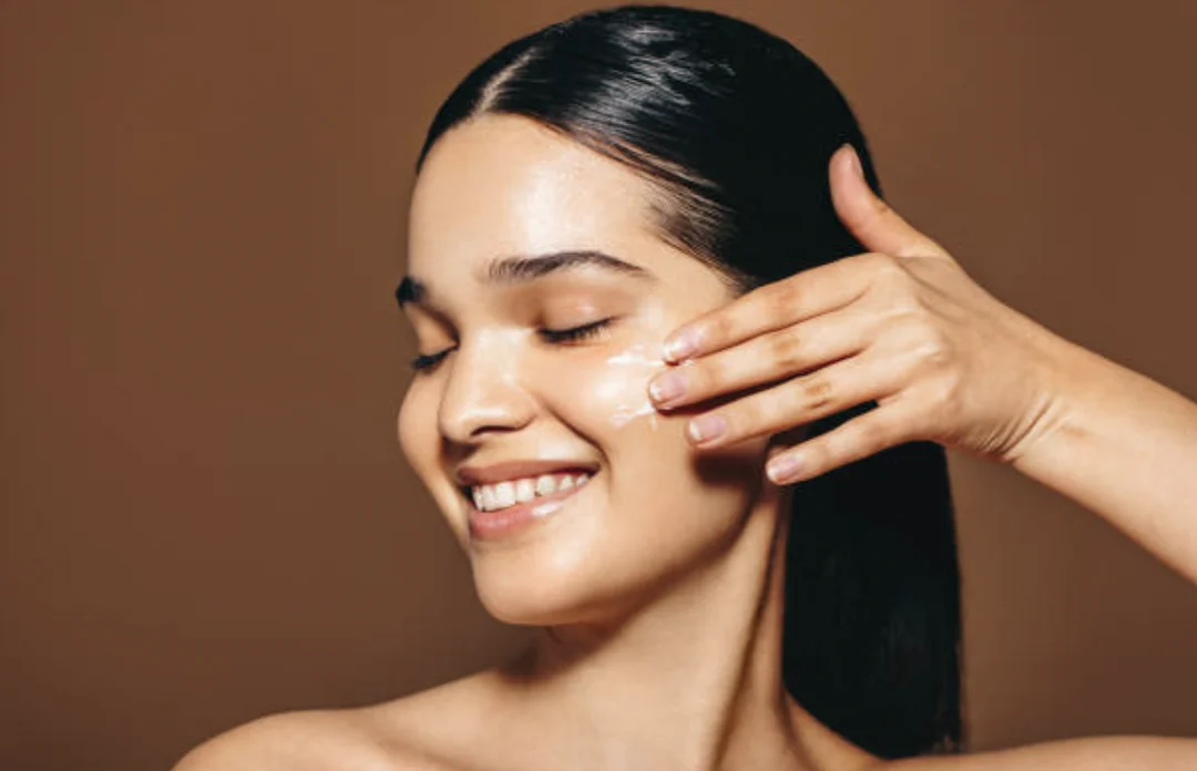 quy trình chăm sóc da cơ bản khi chọn serum và hoạt chất