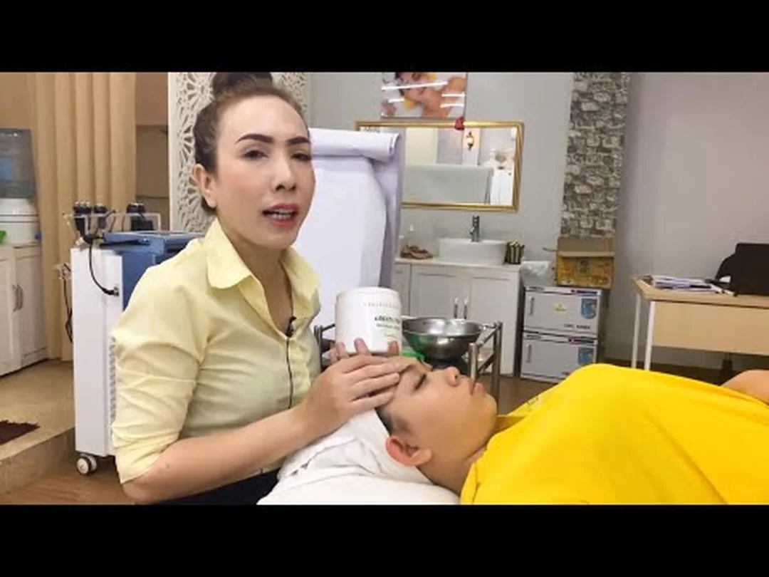 Video học chăm sóc da mặt với kỹ thuật massage facial cơ bản