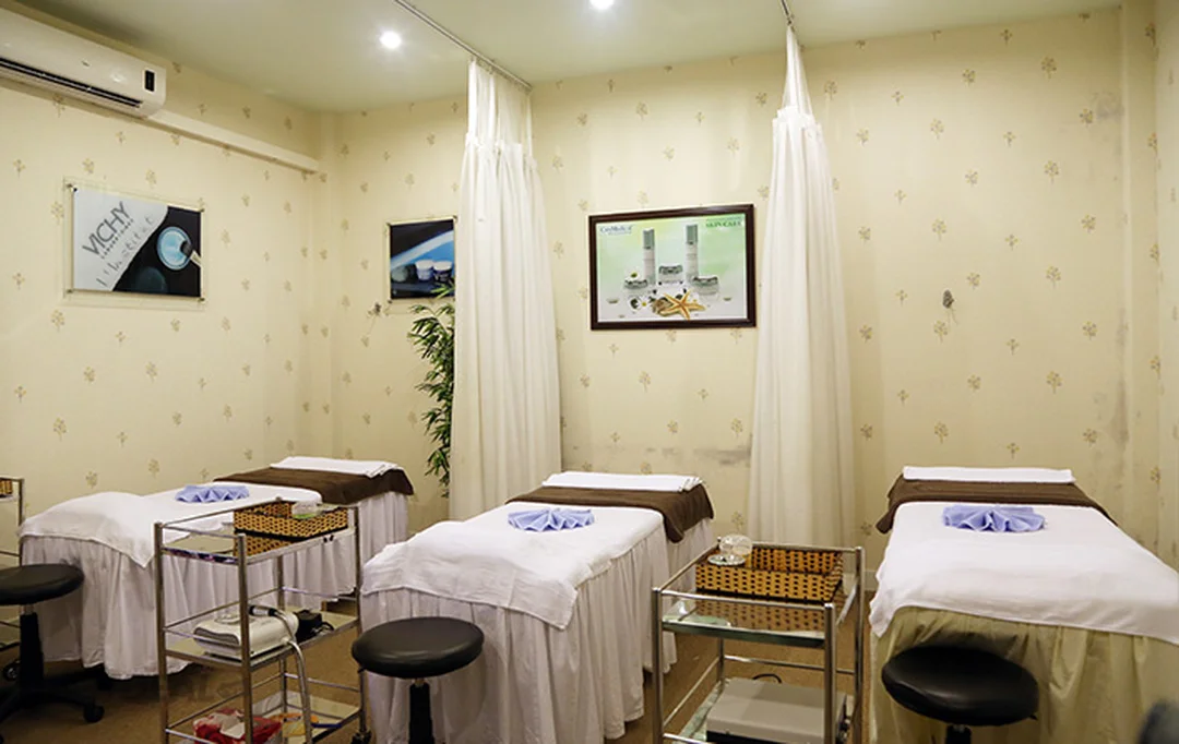 viện chăm sóc da fb với thiết bị hỗ trợ chăm sóc và phục hồi da