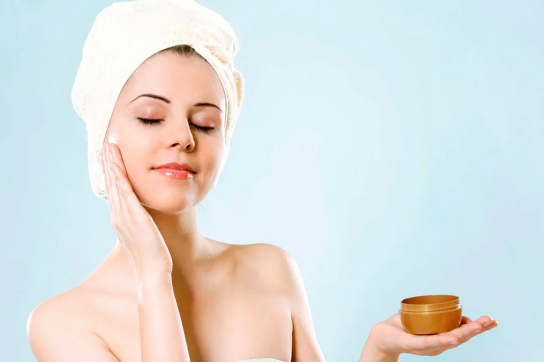 các bước chăm sóc da mặt chuyên sâu phân biệt chăm sóc tại nhà và spa