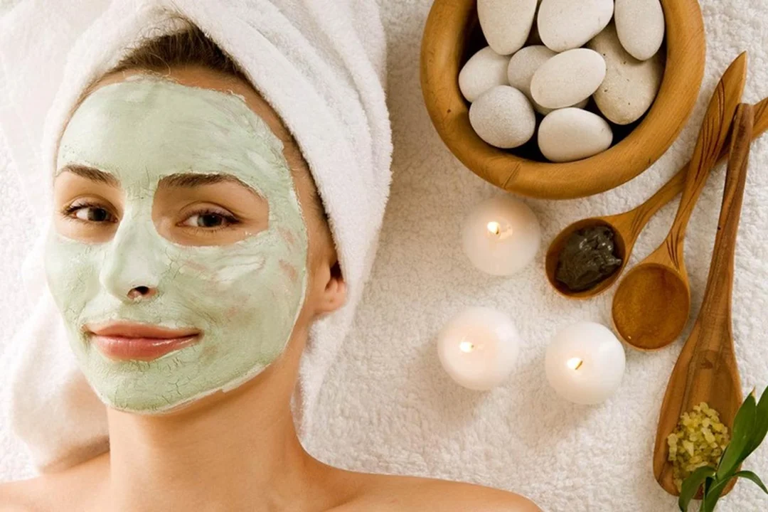chăm sóc da sau sinh bằng mặt nạ dịu nhẹ và thành phần lành tính